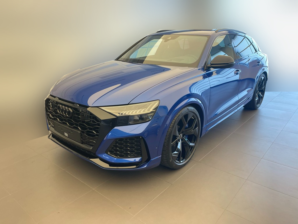 Audi RS Q8 | V8 biturbo 600 koní | skladem | nové české auto | super sportovní SUV coupé | max výbava | super cena | nákup online |  AUTOiBUY.com